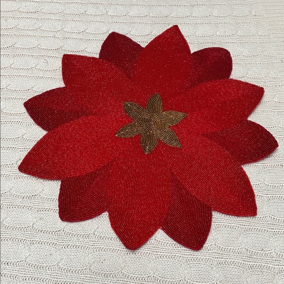Living Quarters Other - Living Quarters Glass Beaded Red Poinsettia Centerpiece Charger Placemat 15"